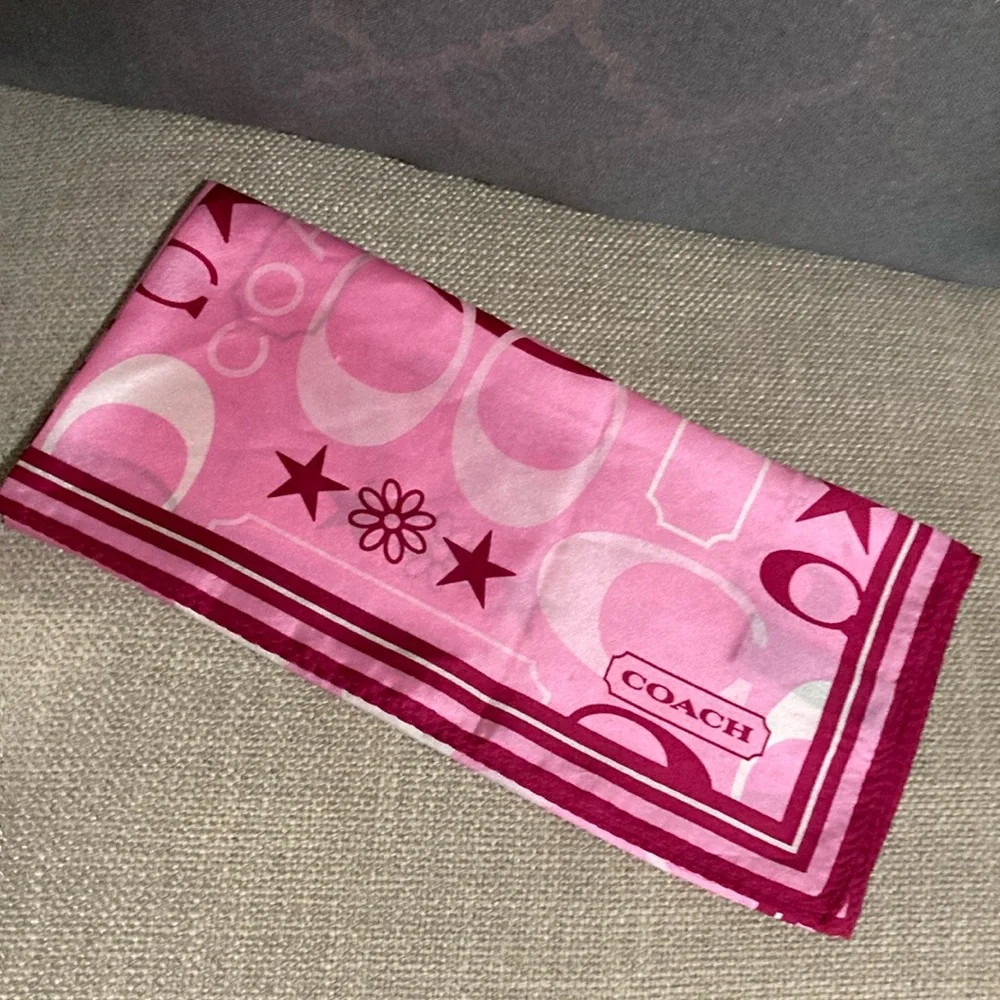 Coach Pink Wristlet & Silk Scarf Bundle - Picture 7 of 10